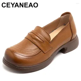 Casual Shoes 2024 Fashion Spring Herbst Women Sleader hochwertiger echtes Leder-Slip-on Dick Ferse Ladies Comfort Retro