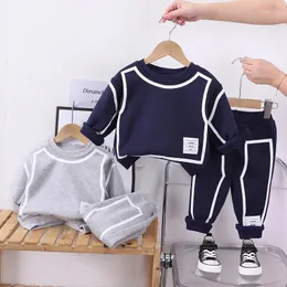 Set di abbigliamento vestiti per bambini primaverilo autunno ragazzo abita da bambino per bambini pantaloni top a maniche lunghe 2 pcs set casual outfit 2-6y