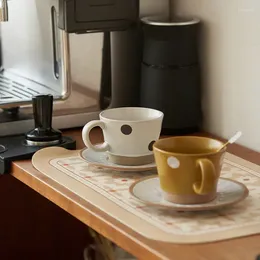 Cups Saucers Japanischer Retro-Kaffee im japanischen Stil und Set Ceramic Lattes Cup Tazas de Cafe Tee-Saucer-Sets