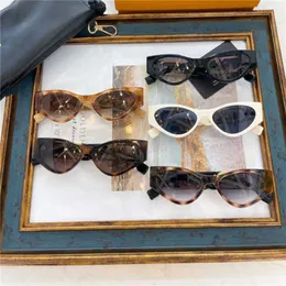 2024年10％オフ高級デザイナーNew Men's and Women's Sunglasses 20％f's Fashion Hollow Out Mirror Spee's Eye Same fol029v1rf