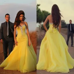 فساتين براقة حورية البحر صفراء السهرة حبات مسح القطار خارج حفلة موسيقية فستان Vestidos de Fiestas Largos Elegante de Noche