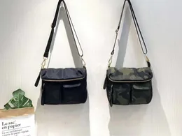 Omuz çantaları naylon kumaş messenger çanta kamuflaj gündelik moda çok cepli kadın orta