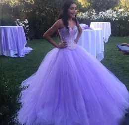 Liliak bez ramiączek sukienki Quinceanera imprezowe Vestidos de Festa Ball Suknia Tiul Sweet 16 Suknie Estido de 15 Ano5775303