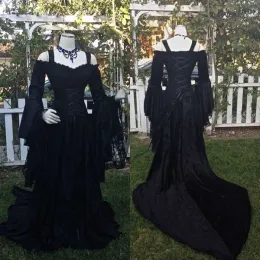 Sukienki vintage czarne gotyckie sukienki ślubne linia średniowieczna z pasków na ramionach długie rękawy gorsetowe sukienki ślubne z dworskim pociągiem