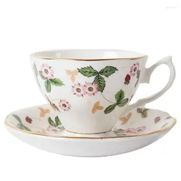 Cups Saucers Retro Wild Strawberry Bone China Coffee Cup And Saucer Set British Gold Outline Ceramics