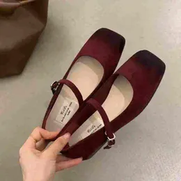 Casual Shoes Suede Leather Ballets Woman Belt Strap Lolita Flats Mary Janes Kvinnor grunt loafers Round Toe Ballerinas Brides Mocasines