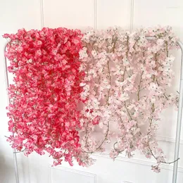 Fiori decorativi 256 teste 180 cm Ciorini artificiale Vine avvolta attorno al soffitto del matrimonio di fiore di seta con tubi con condizionamento d'aria