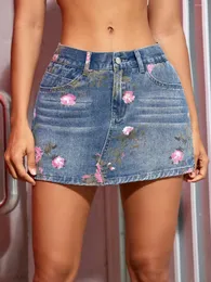 Kadın Şort 2024 Kadın Moda Çiçek Baskı Split Hem Denim Skort 90'lar Retro Yaz Seksi Jean Street Slim A-Line Etek