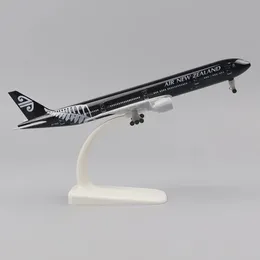 金属航空機モデル20CM1 400 ZEALAND BOEING777金属レプリカランディング装置合金材料航空シミュレーションボーイギフト240328