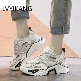 Fitnessskor lvyikang 2024 vårkvinnor chunky sneakers plattform mode bekväm snörning kvinnliga tränare damer skor 35-40