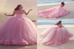 2020 New Pink Quinceanera Ball Gown Dresses Off Shoulder Cap Sleeves Tulle With Flowers Long Sweet 16 Puffy Cathedral Train Party 5144578