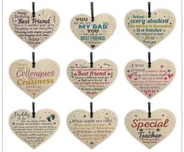 31 Stile Weihnachtsfesthölzerne Love Christmas Chip Hanging Geschenk Plaque Anhänger Herz Formbrief Freunde Weinflasche Dekor Anhänger Tags 5239113