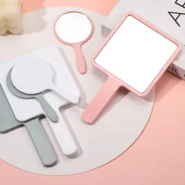 2024 핑크 미러 휴대용 정사각형 모양 핸드 헬드 거울 귀여운 작은 미용 화장을위한 귀여운 작은 - 이동 중에 아름다움을위한 완벽한 동반자