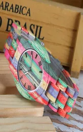 Männer Frauen Mode farbenfrohe Holz Bambus Uhr Quarz analog handgefertigtes Holzarmband Luxus -Armbanduhr Geschenke für Liebhaber SH196769160