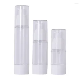 Speicherflaschen als Vakuum 15ml 30 ml 50 ml transparente Reise-Set-Hautpflege-Kosmetikpumpe für Essenz Make-up Basislotion Logo Customized