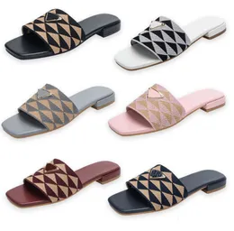 Kumaş tasarımcı tazz terlik prad nakış sandal üçgen slayt erkek kadınlar rahat ayakkabı lüks deri flip flop loafer kaydırıcılar yaz plaj beyaz sanale d4456