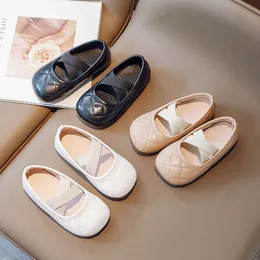 Småbarnflickor läder prinsessa fast färgpläd mönster skor barn läder skor svart vit spädbarn barn fotskyddskor 21-35 a8ec#