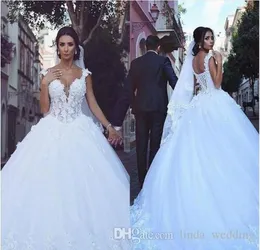 2019 Saudi Arabic Vintage Lace Aline Wedding Dress Dubai Vneck Рукокашко