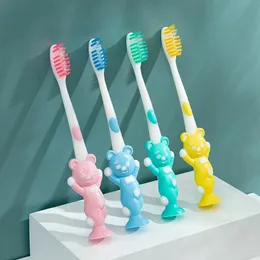 4 pezzi/set di spazzolino da denti da denti da denti da denti da denti per bambini a carbone di bambù manico corto denti spazzolino per bambini Carefor per bambini simpatico spazzolino da denti da denti