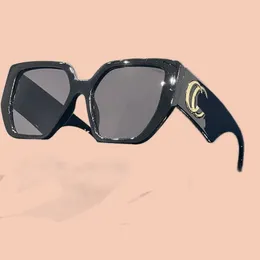 Mode Designerin Sonnenbrille für Frauen schwarzer Quadratmodell UV400 Sonnenbrille Frau Beine mit Buchstaben Herren Sonnenbrillen Hochqualität HG150 B4