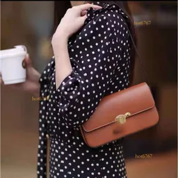 Women fashion bag Designer Bag Luxury Bag Brand Handbag Bag Retro Underarm Bag Crossbody Bag Baguette Ccelinne Contact me for the correct version to learn more