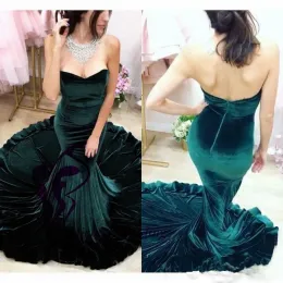 Dresses Sexy Green Velvet Prom Dresses Strapless Sweetheart Evening Gowns Fitted Mermaid Evening Party Dress Simple Prom Gowns graduation