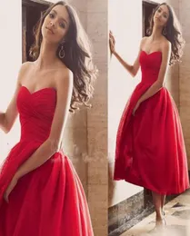 2022 Red Tea Length Ball Gown Cocktail Party Dresses Sweetheart Tulle Pleated Open Back Cheap Designer Prom Homecoming Dress Gowns5520994