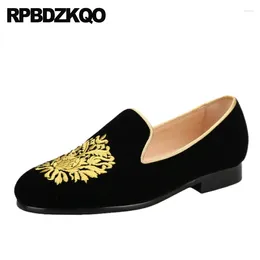 Casual Shoes Handmade Flats Round Toe Folk Velvet Pattern Women Traditional Smoking Slippers Loafers Ethnic Slip On Embroided Plus Size