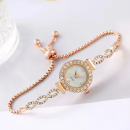 Orologi da polso 2024 Simple Women's Feather Bracciale orologio per leisure Elegante orologio Golden Quartz Relojes per donne