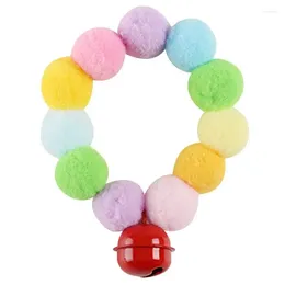 Abbigliamento per cani Dorakitten 1pc Christmas Pet Collar Cute Plush Ball Cocklace Cat With Bell Supplies Accessori