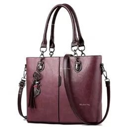 Hbp handväskor förföljer kvinnor pu läder totes väska mjuk axelväska kvinnors messenger väskor rosa färg