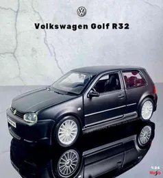 Maisto model alloy car golf R32 mass simulation toy 124 children039s toy series9728420