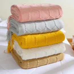 Одеяла диван крышка эль -кровати конец полотенце маленькое розовое одеяло, сцепление полотенца, азовый сплошной сплошной цвет вязаный вязаный бросок