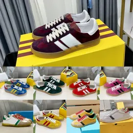 2024 مصمم Sambaba Sneakers نباتي OG الأحذية غير الرسمية للرجال المدربين السحابة السحابة البيضاء الأساسية الأسود بونرز جماعي Green Gum Flat Sports Outdoor Hkg