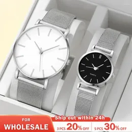 Wristwatches 2pcs Stainless Steel Quartz Watches For Women Men Leisure Fashion Golden Ladies Clock Wristwatch