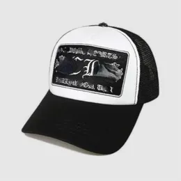 قبعة مصممة ذات قيمة للرجل قبة أعلى منحنية حافة سوداء أبيض ألوان صلبة ألوان البيسبول قبعة الشمس منع الطليعة على غرار رسالة تنفس القبعة تطريز GA0141 C4