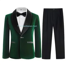 Meninos formais de veludo verde -verde conjunto de casamentos infantil festas de festas pography figurino crianças calças blazer bowtie roupas 240401