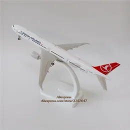 19 см Air Turkish Airlines Boeing 777 B777 Airways Model Model Metal Metal Model Lain Diecast Sults Wheels Heels Gears 240328