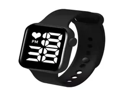 ساعة Wristwatches Sport Digital Watch Women Men Square LED Silicone Electronic Women039S Watches Clock Fitness Wristwatch Kids Hours3011571