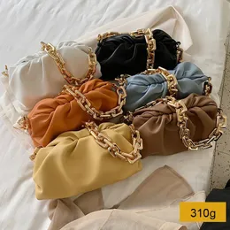 Fast färg veckad tygväska 2021 mode ny högkvalitativ mjuk läder kvinnors designer handväska resor axelväskor armhålväska
