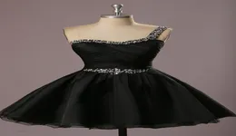 短いホームカミングドレス安い2019 Vestidos de Festa de 15 Anos Curto One Shourdle Black Cocktail Party Dress7298773