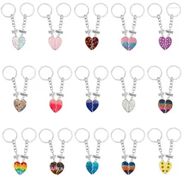 Anahtarlık 2 adet sevimli renkli emaye arkadaşlar kalpler için kadınlar çanta kolye takı biblo kızın araba anahtar zincir