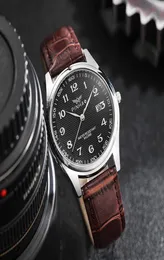 Zegarek na rękę Przypadkową modną skórzaną pasek Zegaje Montre de Luxe Homme 2021 Sprzedawanie produktów upuść erkek saatleri relogio4439887