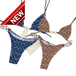 2024 Ny modedesigner Sexig bikini sätter billiga vintage bokstäver kedja bikinis sexig split med slips sommar pool party spa strand bh bror bror mode vadderade kvinnor bad