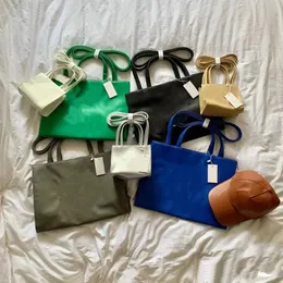 Tasarımcı çanta minimalist düz renkli tote çanta klasik moda el çantası iki boyutta yeni all omuz crossbody çanta malzeme çanta kadın çanta hızlı damla alışveriş çantası