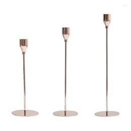 Candele High Candlestick Holder 3pcs Creative Luxury Metal Stand Set multifunzionale alla moda affusolato