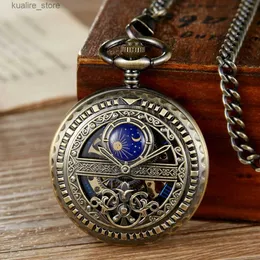 Pocket Watches Hand-Wind Mechanical Pocket Vintage Hollow Blue Moon Star Steampunk Skelett Römische Ziffern mit FOB-Kette L240402