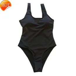 デザイナーセクシーなビキニセット2024新しいファッション女性ブラックワンピースパッド付きSサマービーチスイムビキニスレタープリント休暇ホットスプリング水着スーツ