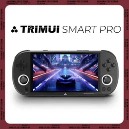 액션 장난감 그림 Trimui Smart Handheld Gamer Console 4.96 인치 720p HD IPS 스크린 게임 플레이어 휴대용 레트로 아케이드 레크리에이션 머신 어린이 선물 선물 L240402