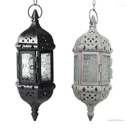 Titulares de vela QX2E Metal Glass Lantern Marroccan Holder portátil forma decorativa de penduramento